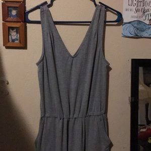 V-Neck jumpsuit